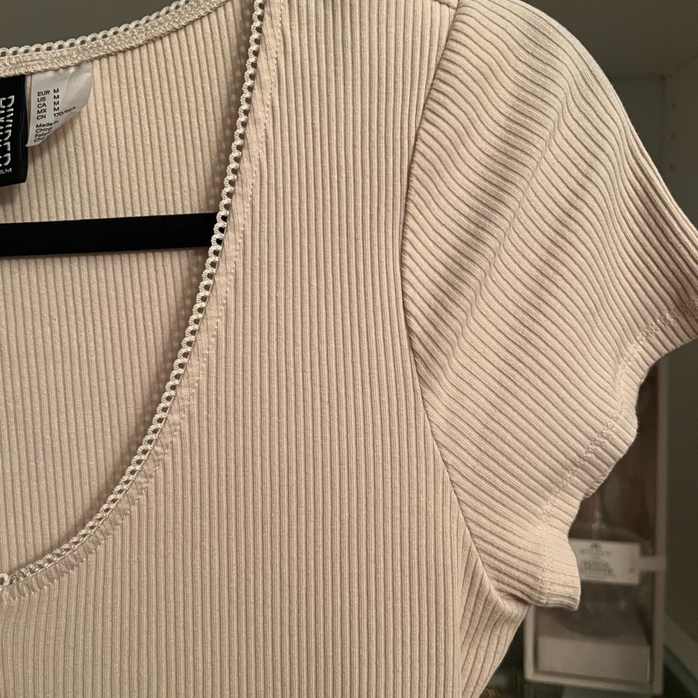 Beige Ribbed H&M dress - Picture 3 of 4